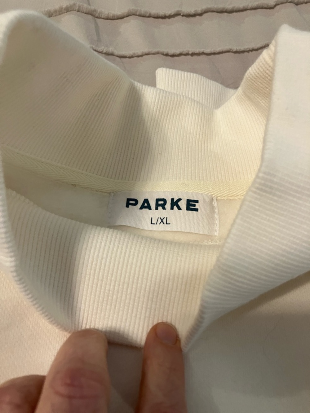 PARKE L/XL Honeymoon Mock-Neck - Picture 3 of 4
